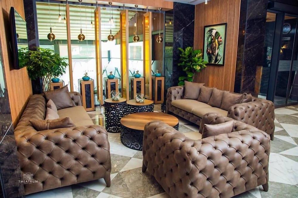 Theatrum Hotel Baky Esterno foto Lobby